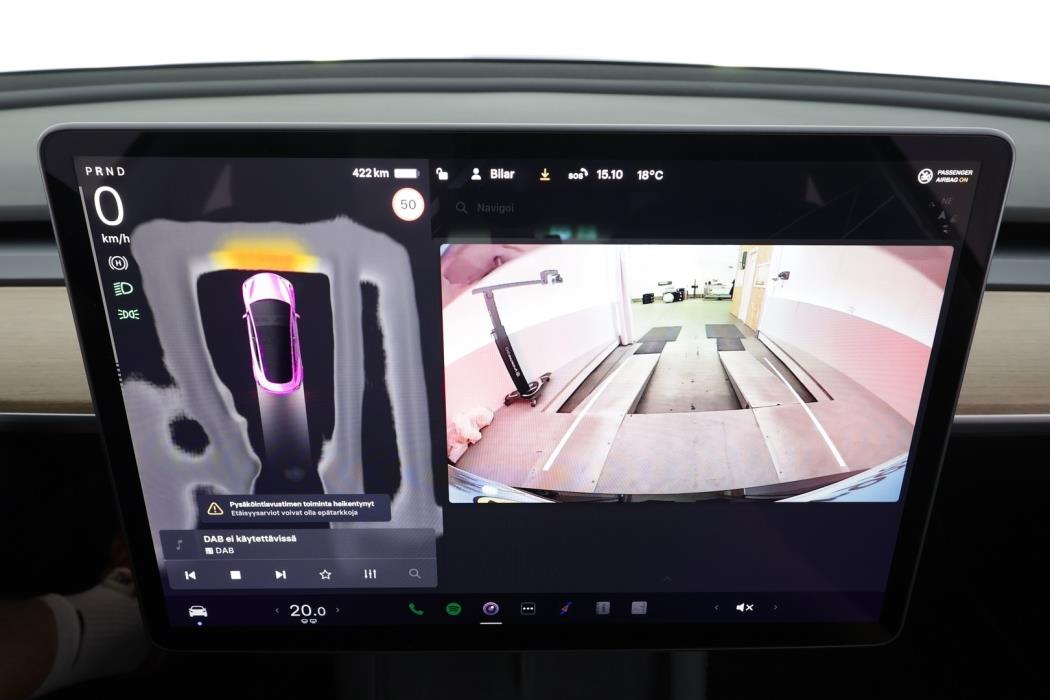 TESLA MODEL 3 2023