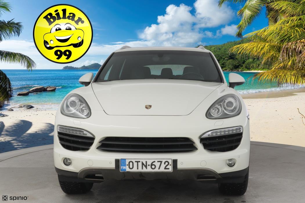 PORSCHE Cayenne 2012