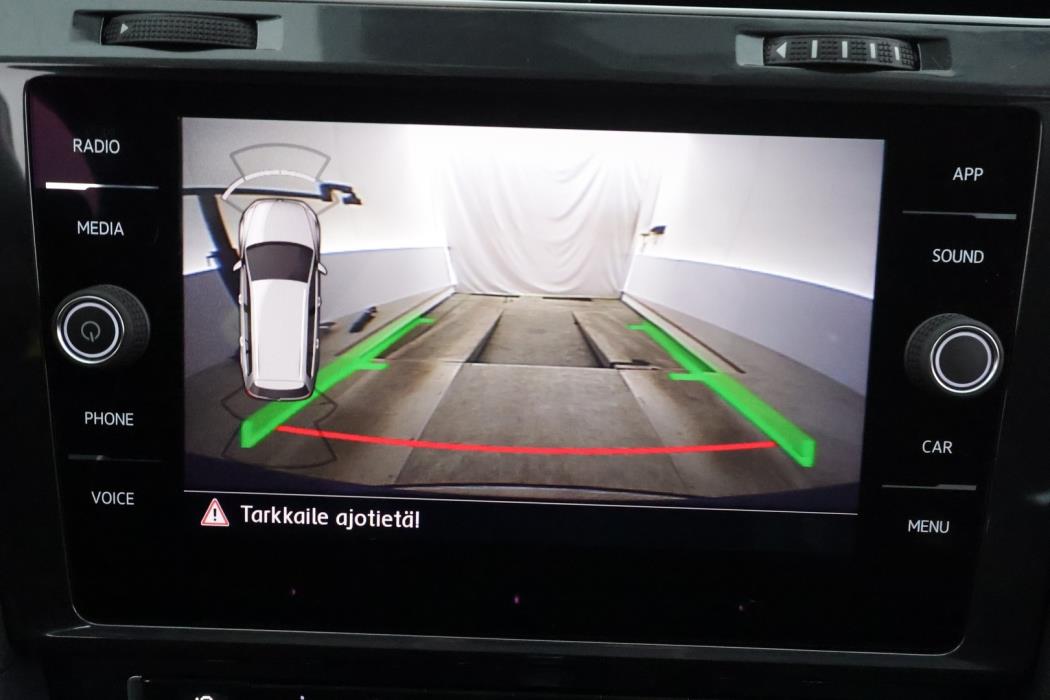 VOLKSWAGEN Golf 2018