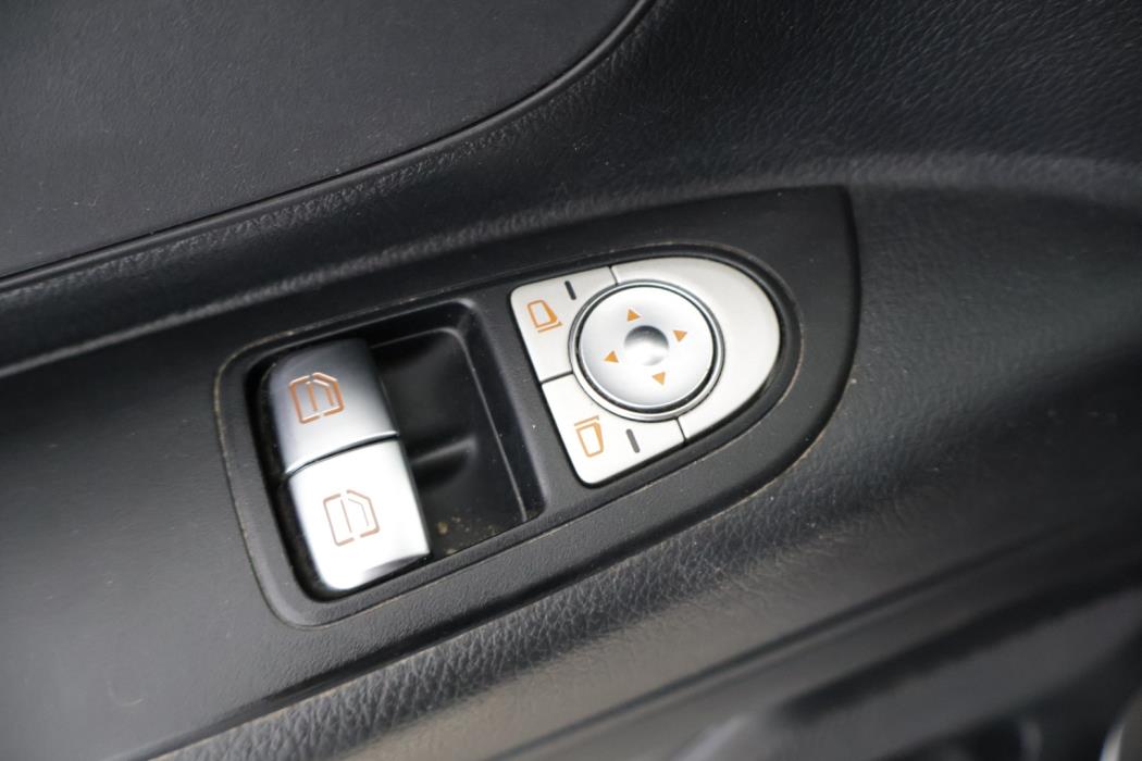 MERCEDES-BENZ Vito 2019