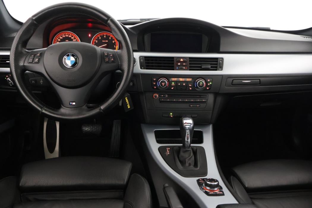 BMW 325 2010