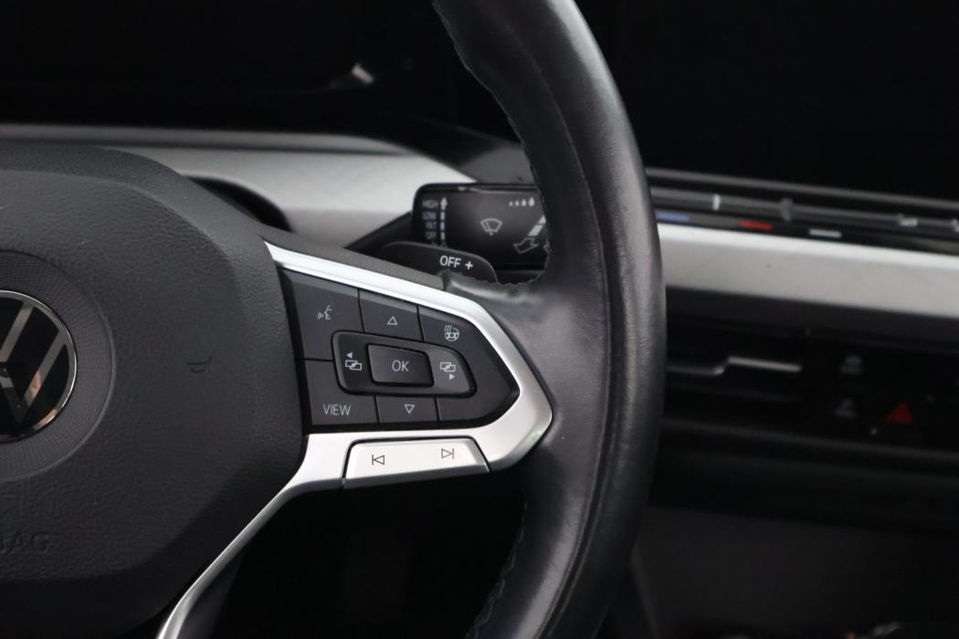 VOLKSWAGEN Golf 2020