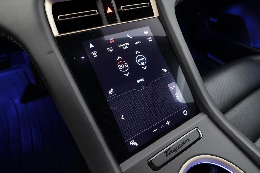 PORSCHE Taycan 2020