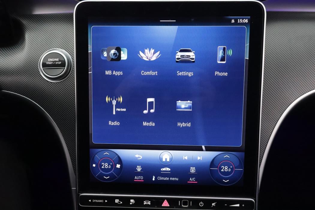 MERCEDES-BENZ C 2023