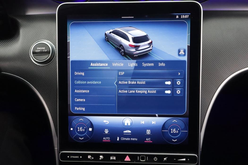 MERCEDES-BENZ C 2023