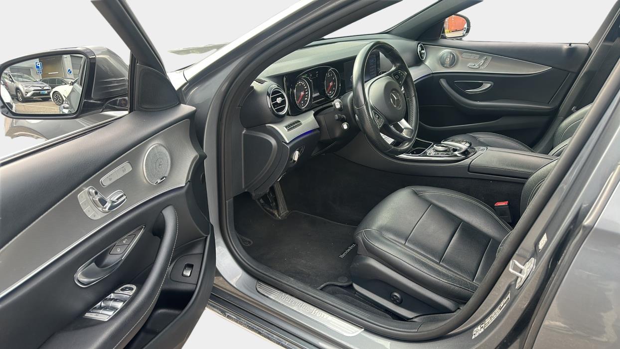 MERCEDES-BENZ E 2017