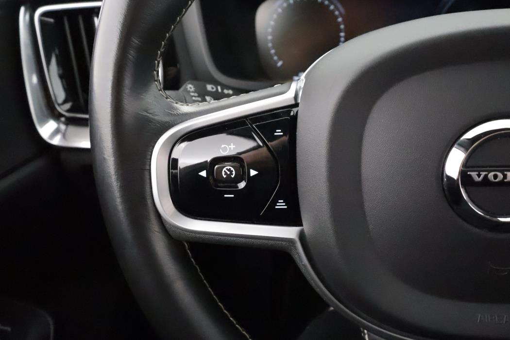 VOLVO S60 2021