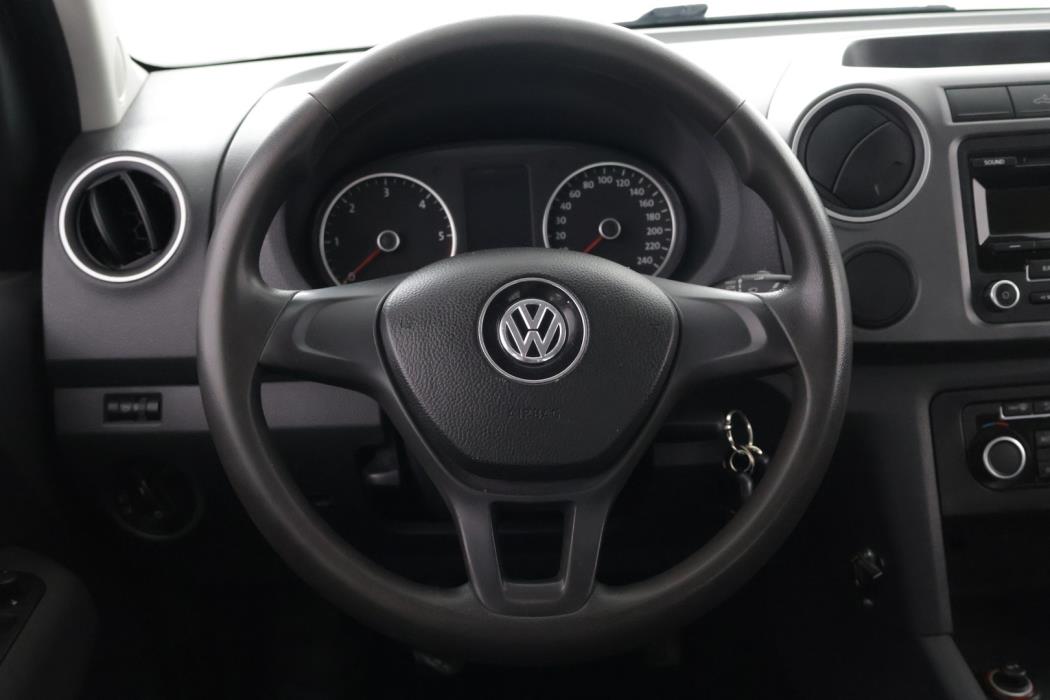 VOLKSWAGEN Amarok 2016