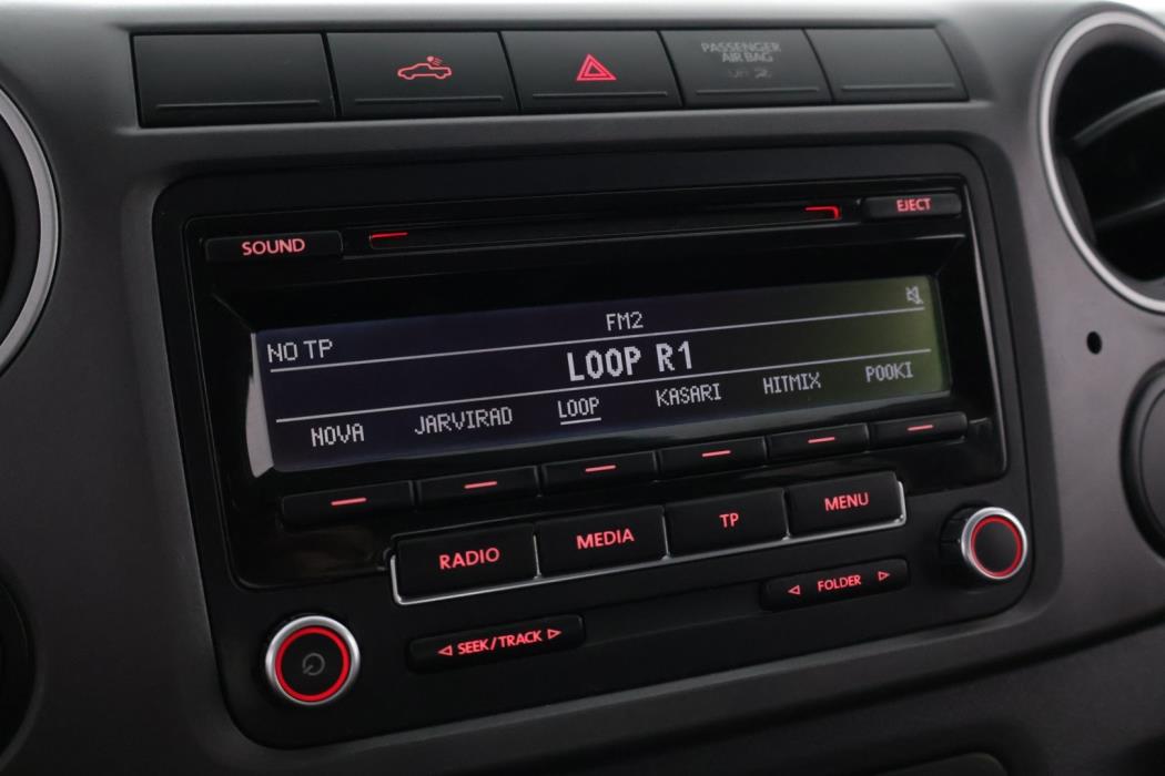 VOLKSWAGEN Amarok 2016