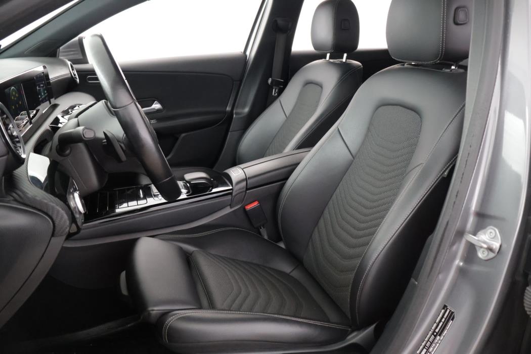 MERCEDES-BENZ A 2019