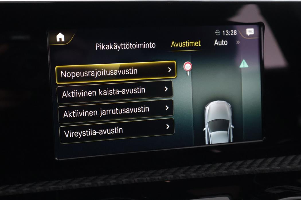MERCEDES-BENZ A 2019