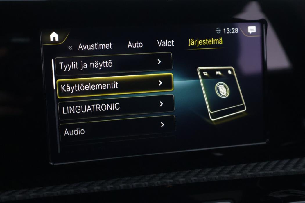 MERCEDES-BENZ A 2019