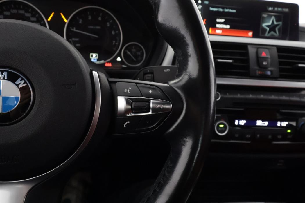 BMW 330 2018