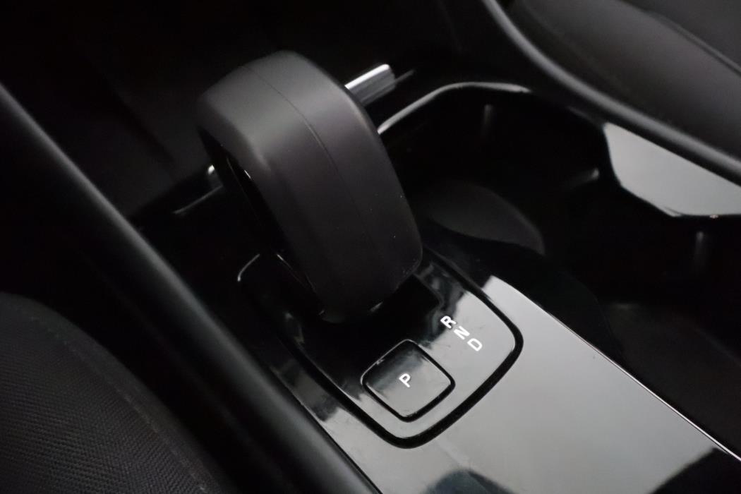 VOLVO XC40 2024