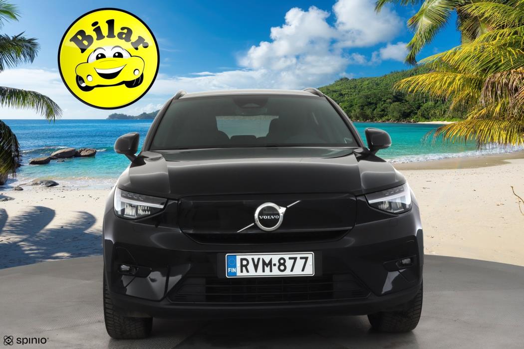VOLVO XC40 2024