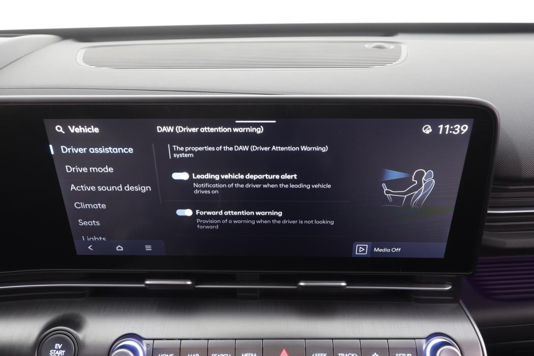 HYUNDAI KONA 2024