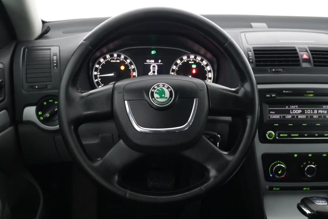 SKODA Octavia 2013
