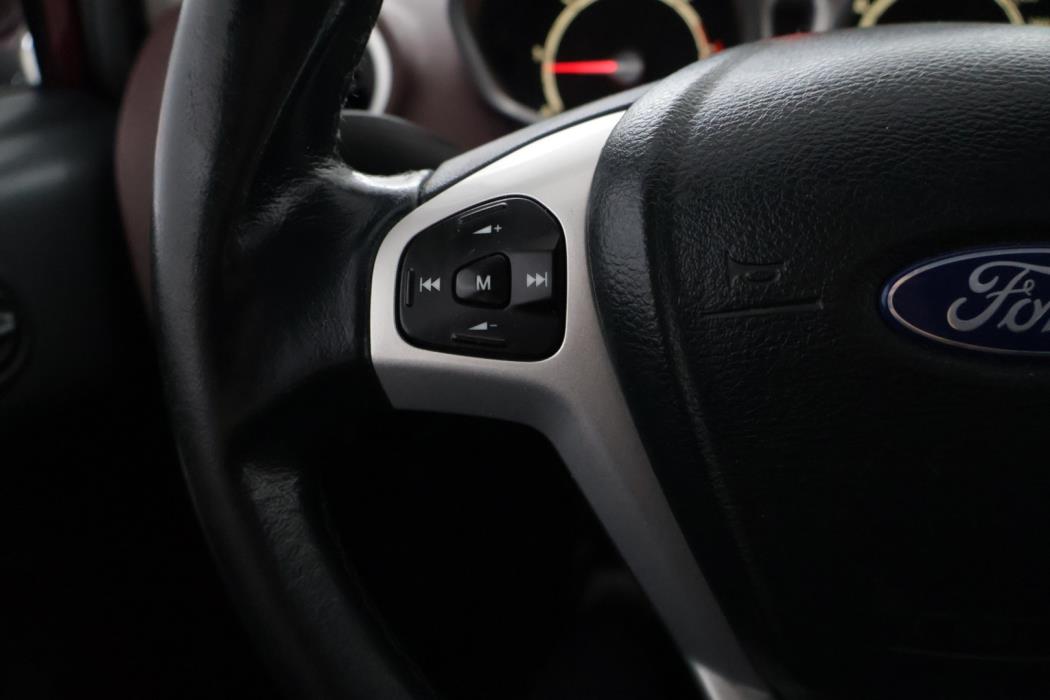 FORD Fiesta 2010