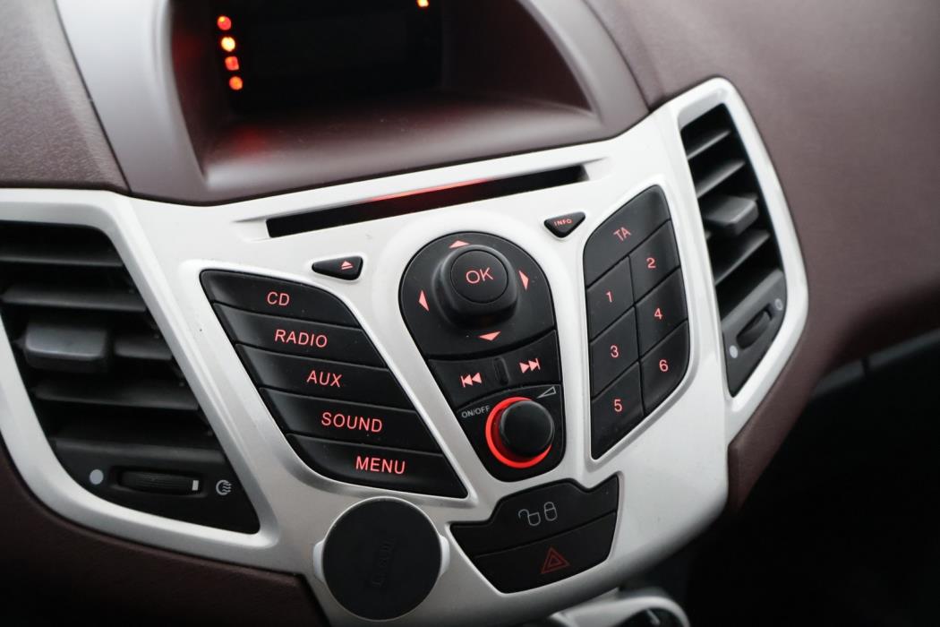 FORD Fiesta 2010