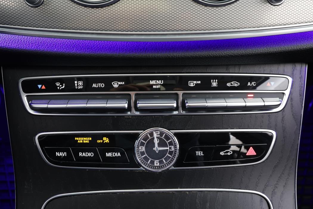 MERCEDES-BENZ E 2019