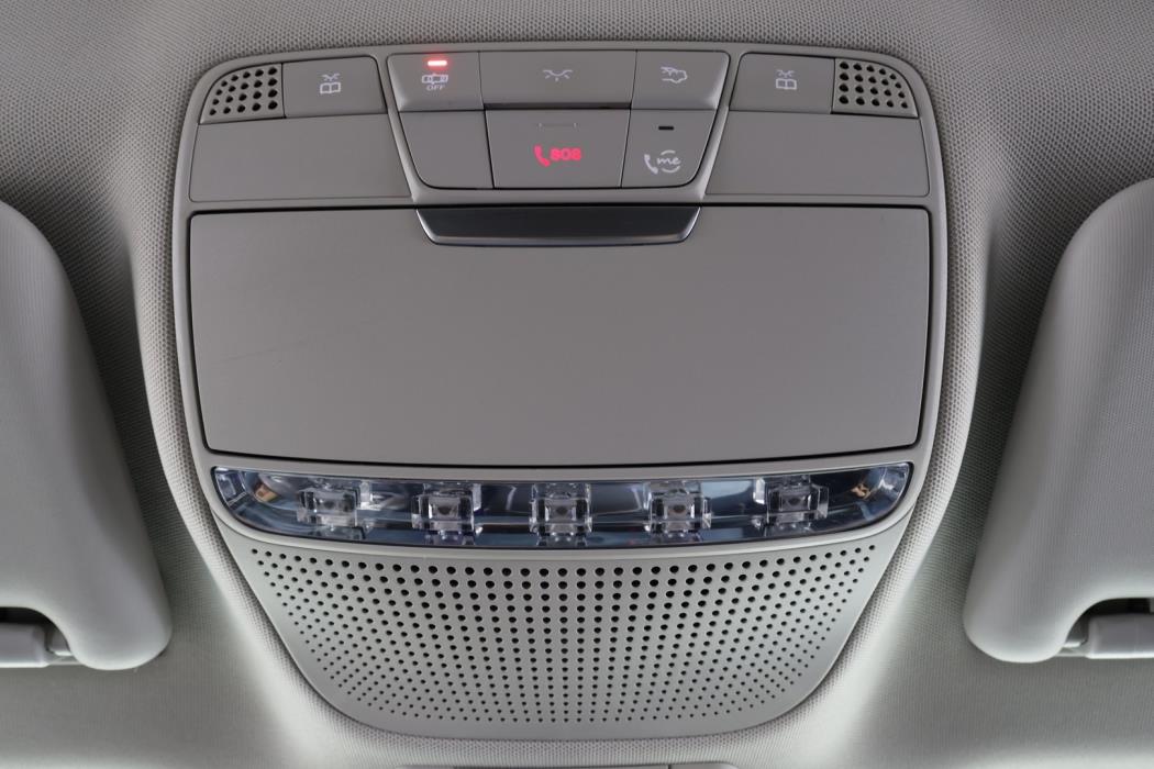 MERCEDES-BENZ E 2019