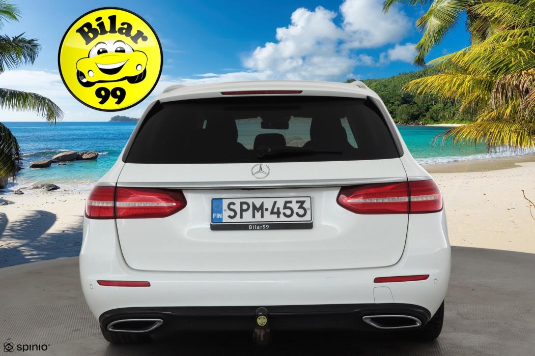 MERCEDES-BENZ E 2019