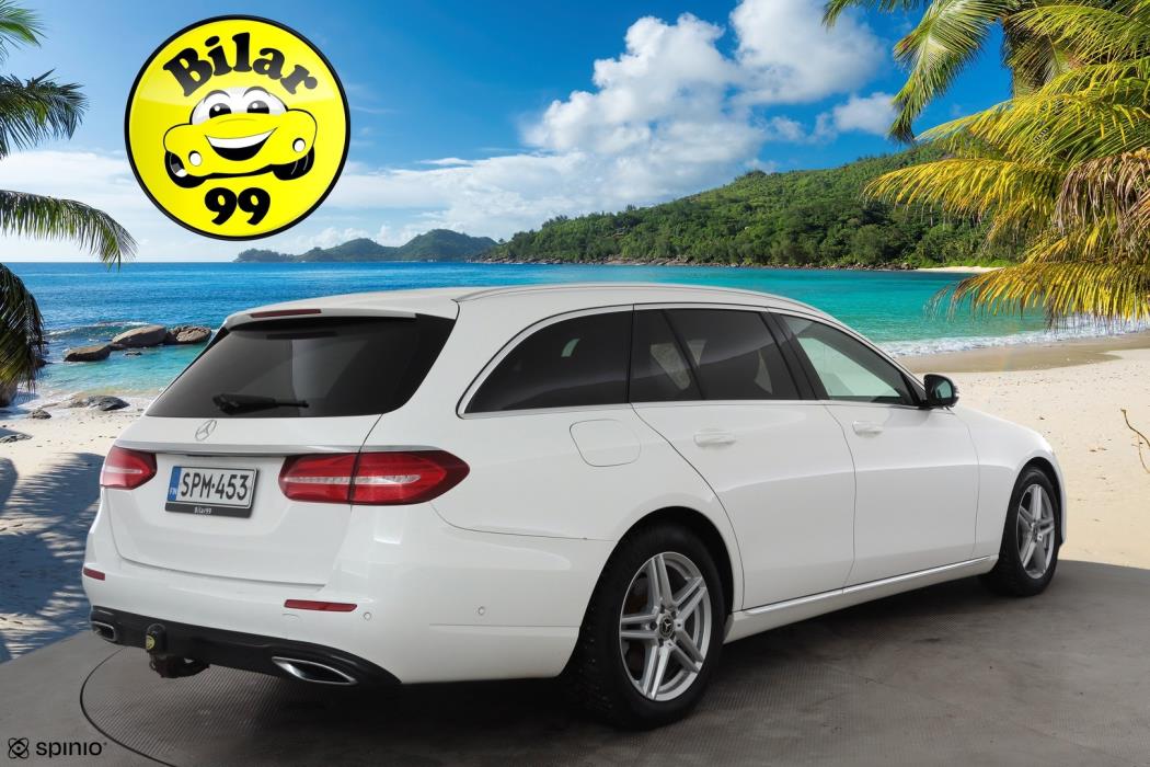 MERCEDES-BENZ E 2019