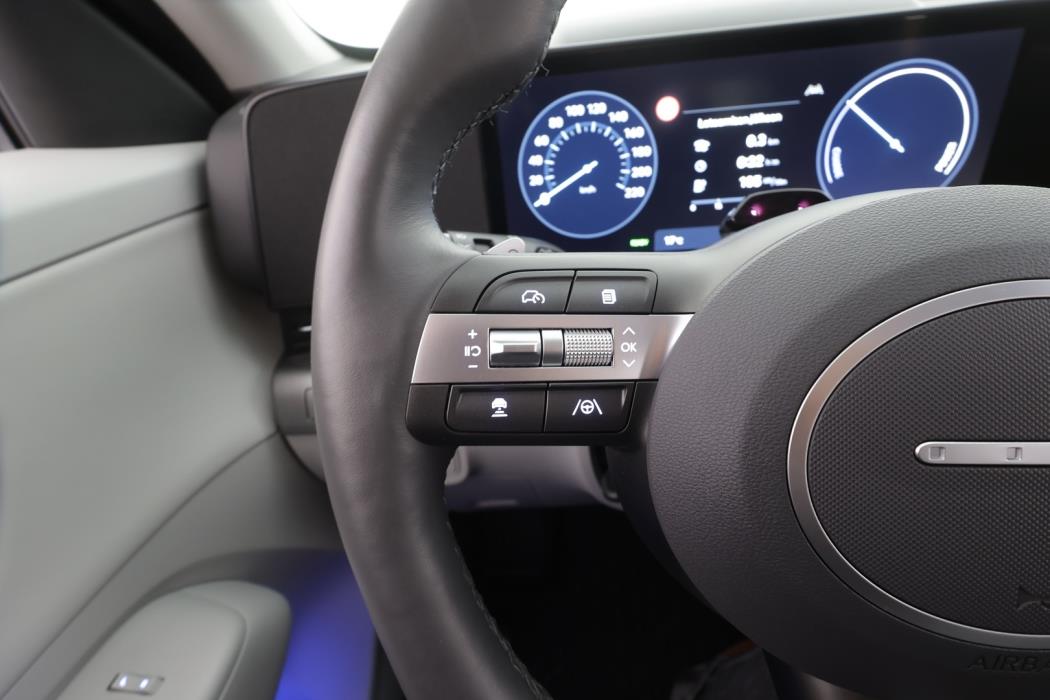HYUNDAI KONA ELECTRIC 2025