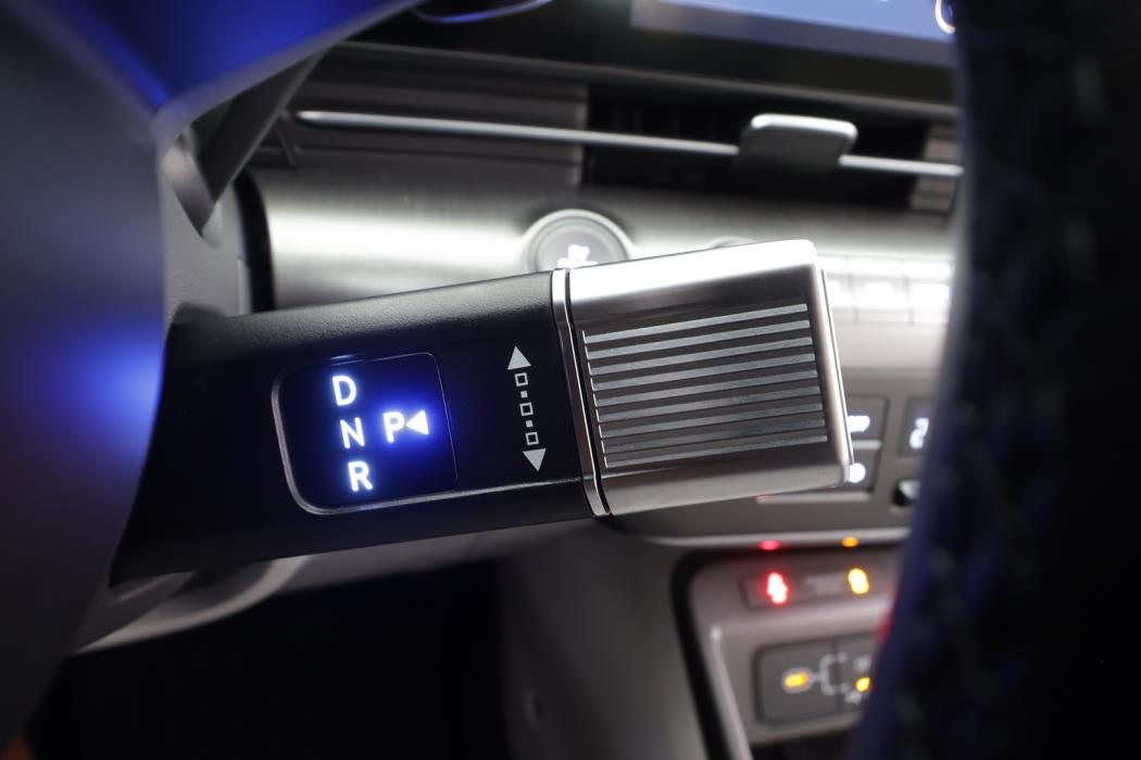 HYUNDAI KONA ELECTRIC 2025