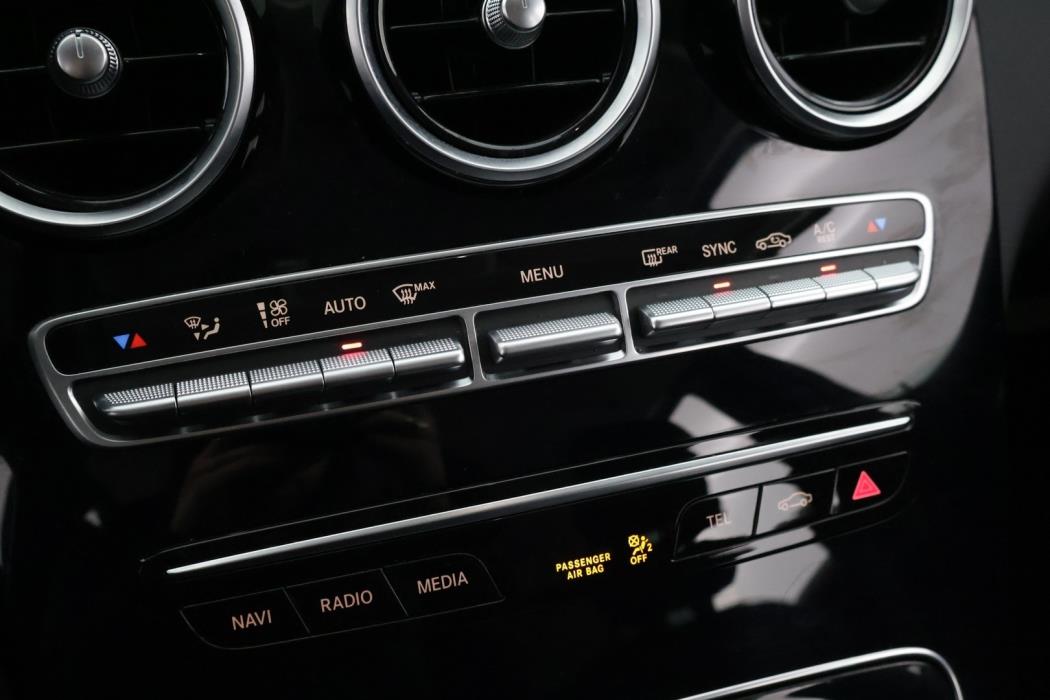 MERCEDES-BENZ C 2019