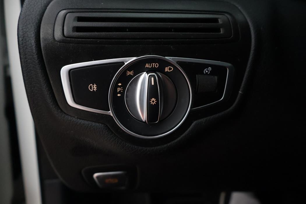 MERCEDES-BENZ C 2019