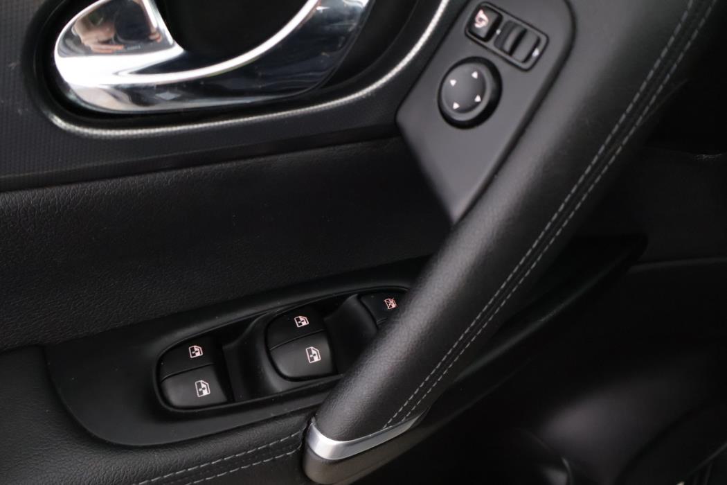 NISSAN Qashqai 2020