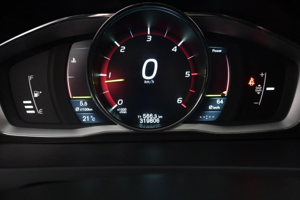 VOLVO V60 2014