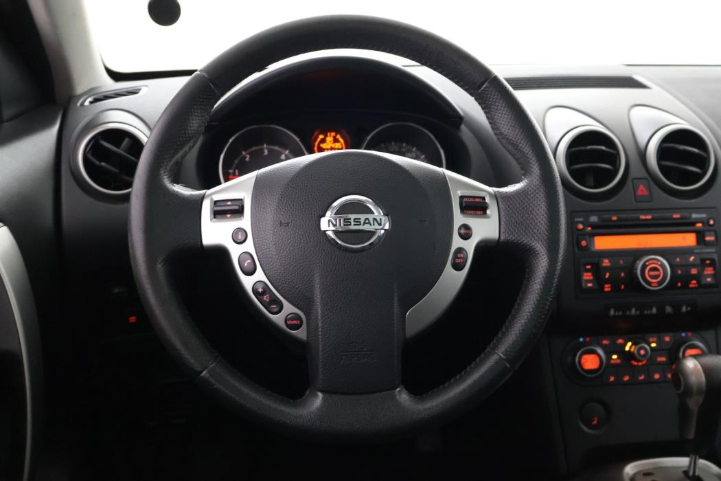 NISSAN Qashqai+2 2008