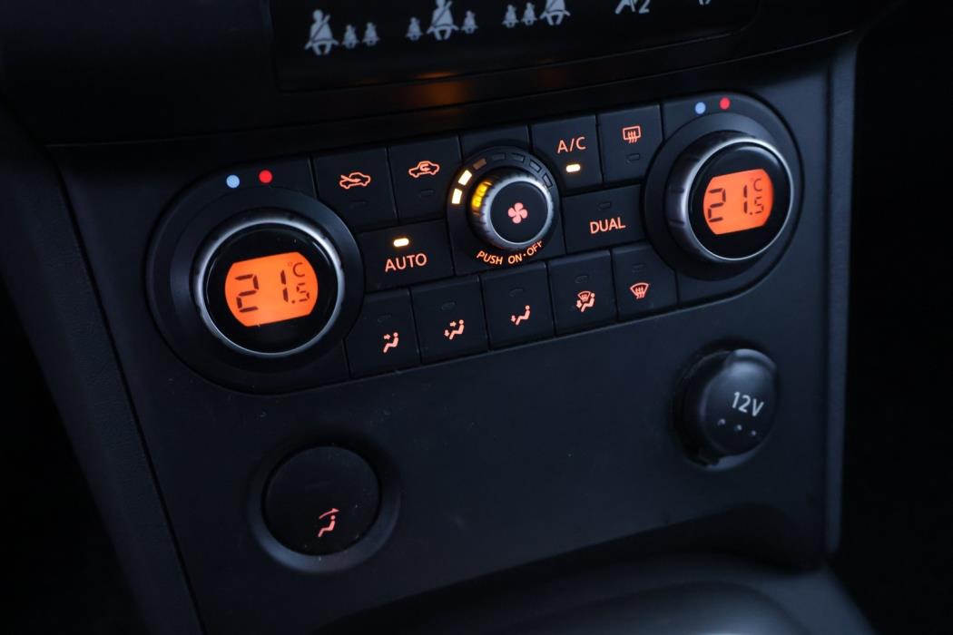 NISSAN Qashqai+2 2008