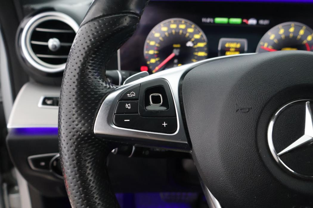 MERCEDES-BENZ E 2018