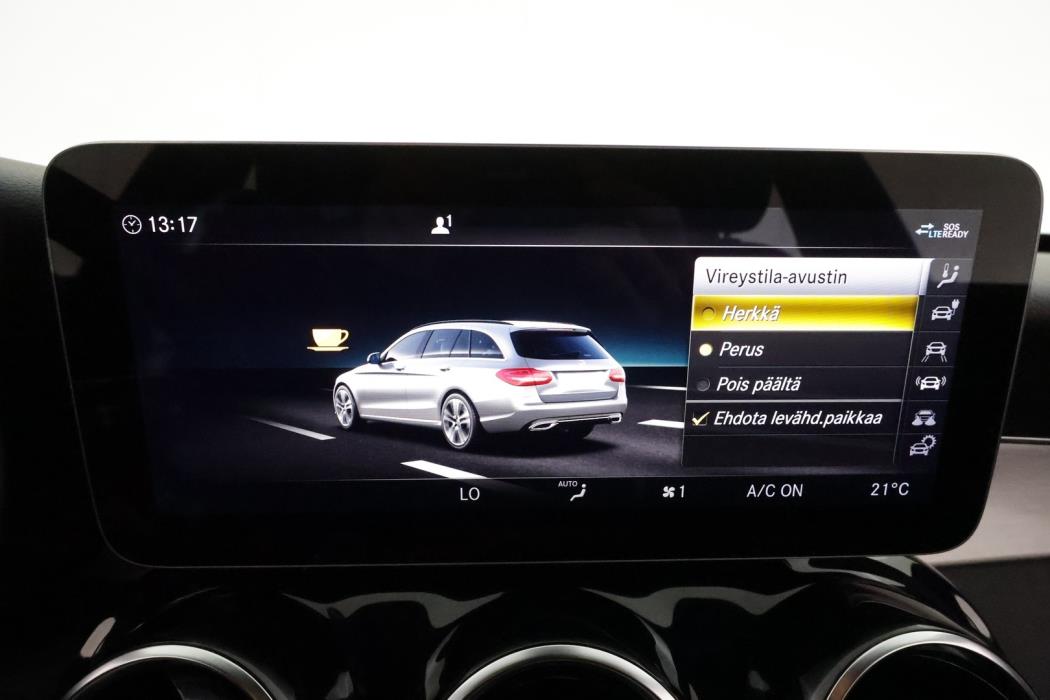 MERCEDES-BENZ C 2020