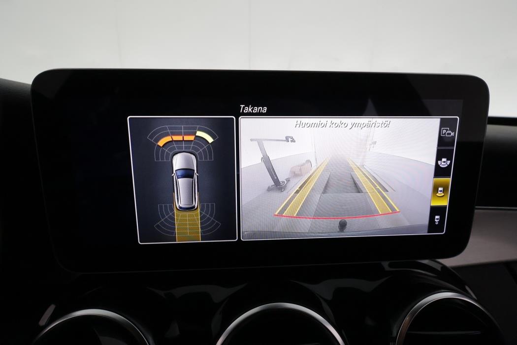 MERCEDES-BENZ C 2020