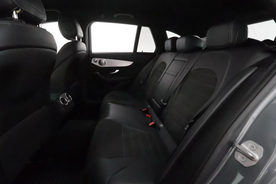 MERCEDES-BENZ C 2020