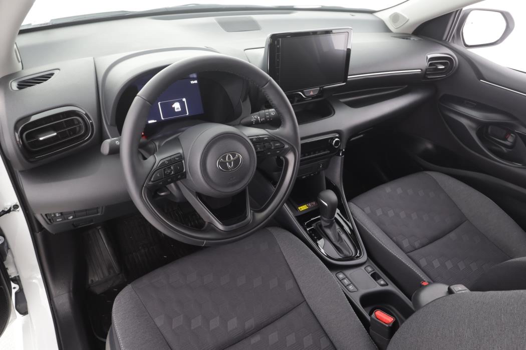 TOYOTA Yaris 2026