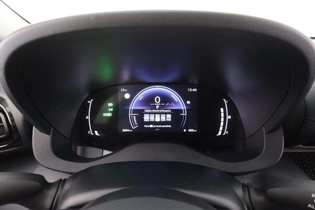 TOYOTA Yaris 2026