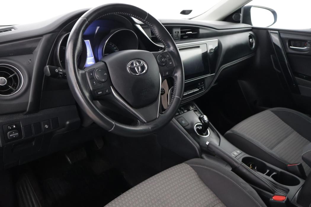 TOYOTA Auris 2019