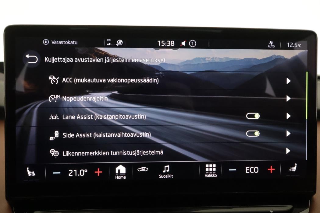 SKODA Enyaq 2021