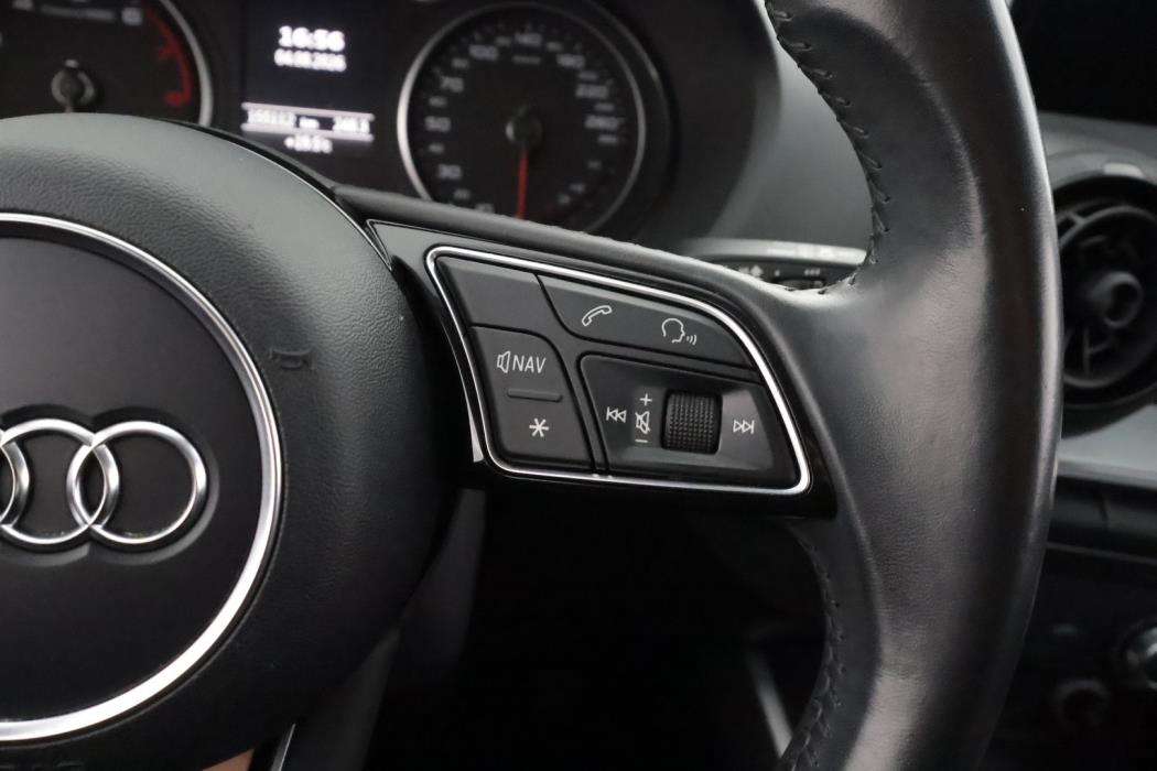 AUDI Q2 2017