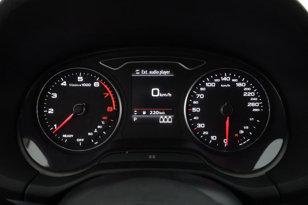 AUDI Q2 2017
