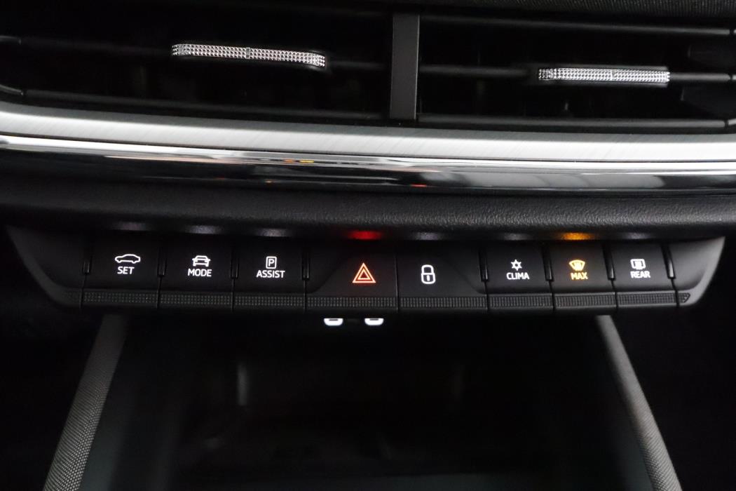 SKODA Enyaq 2023
