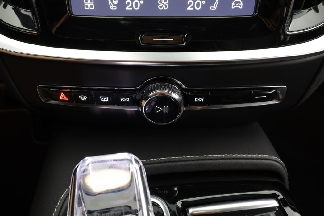 VOLVO S60 2023