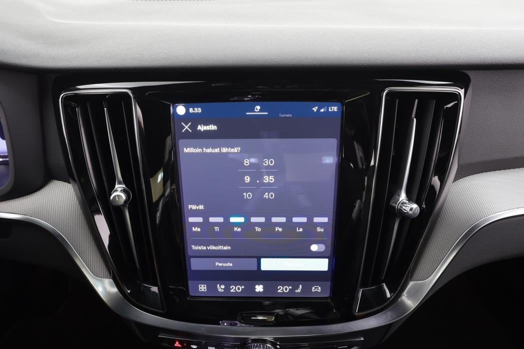 VOLVO S60 2023