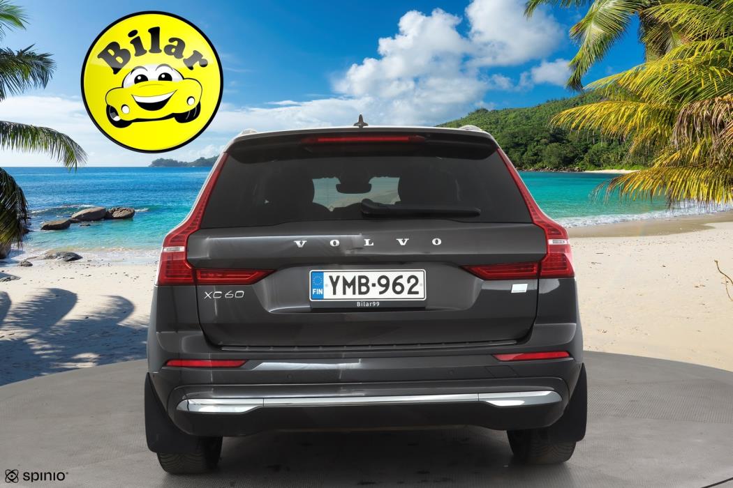 VOLVO XC60 2023