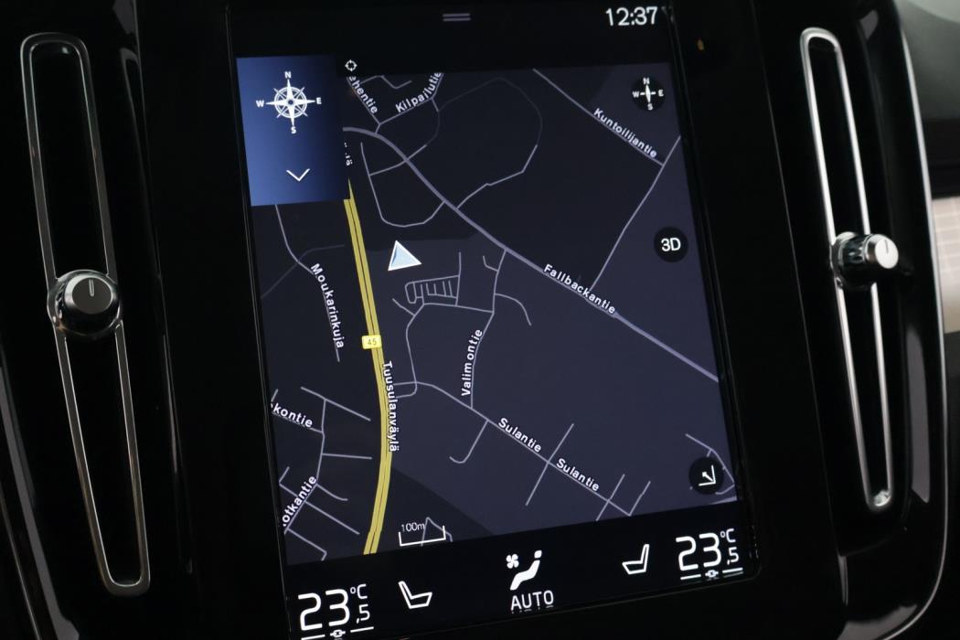 VOLVO XC40 2020